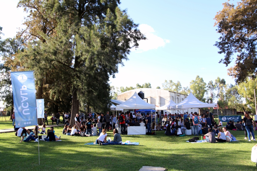 Campo de Deportes UCALP