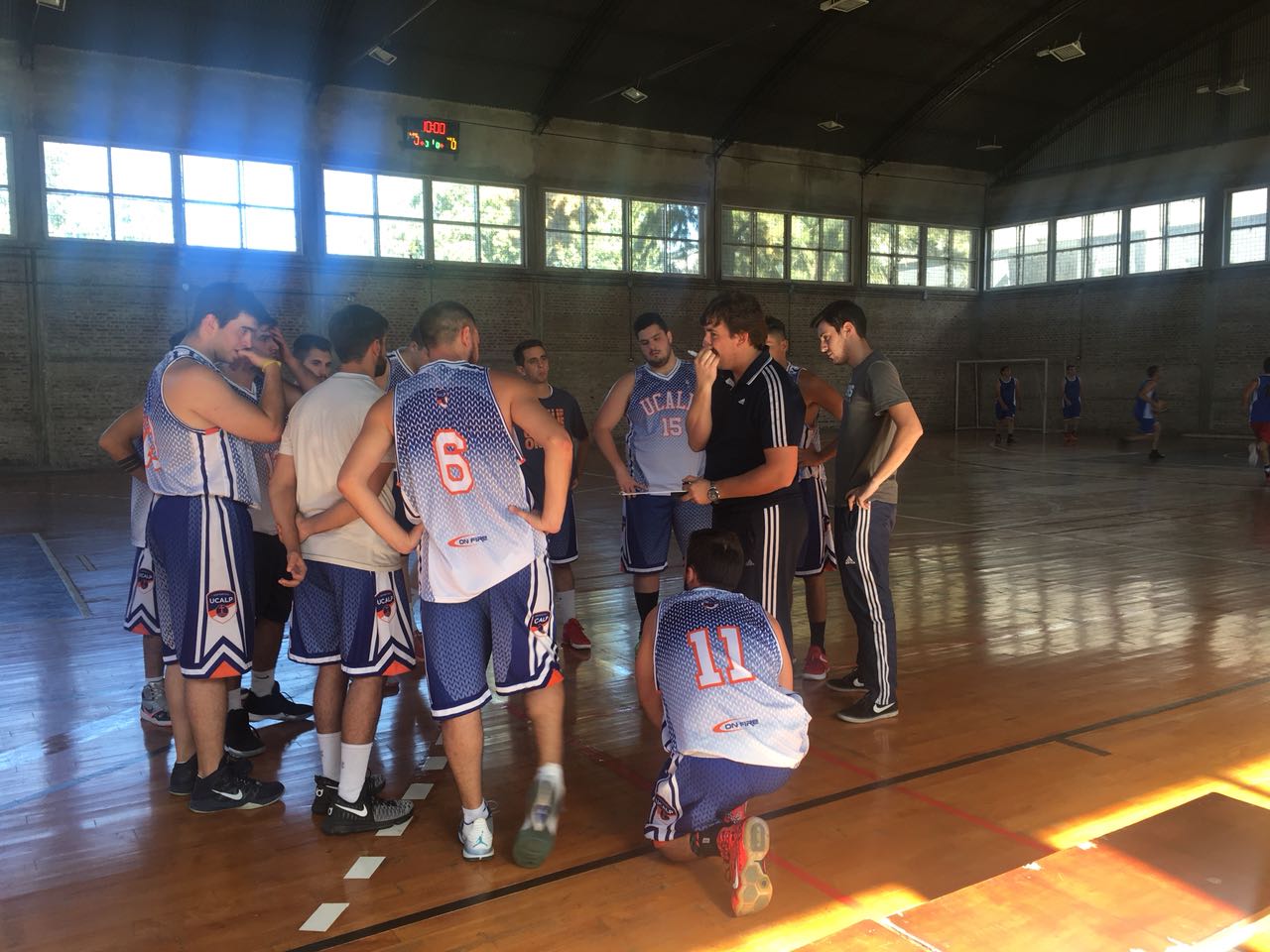 Buen comienzo para el equipo de básquet de la UCALP