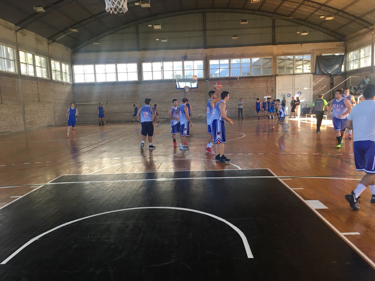 Buen comienzo para el equipo de básquet de la UCALP