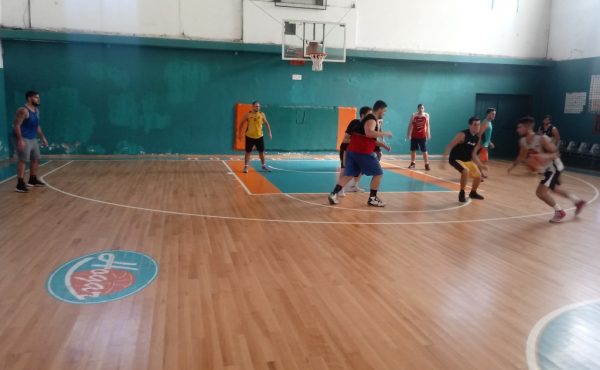 El equipo de básquet se prepara para una nueva temporada