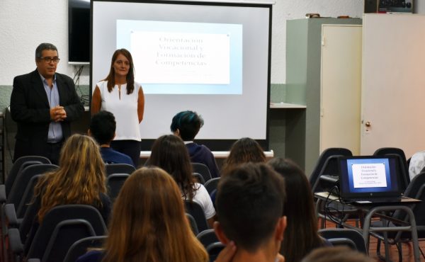 Programa Nexos – Talleres con alumnos