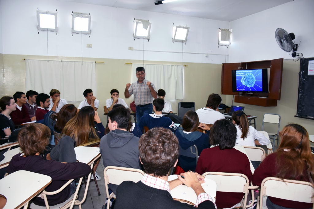 Programa Nexos - Talleres con alumnos