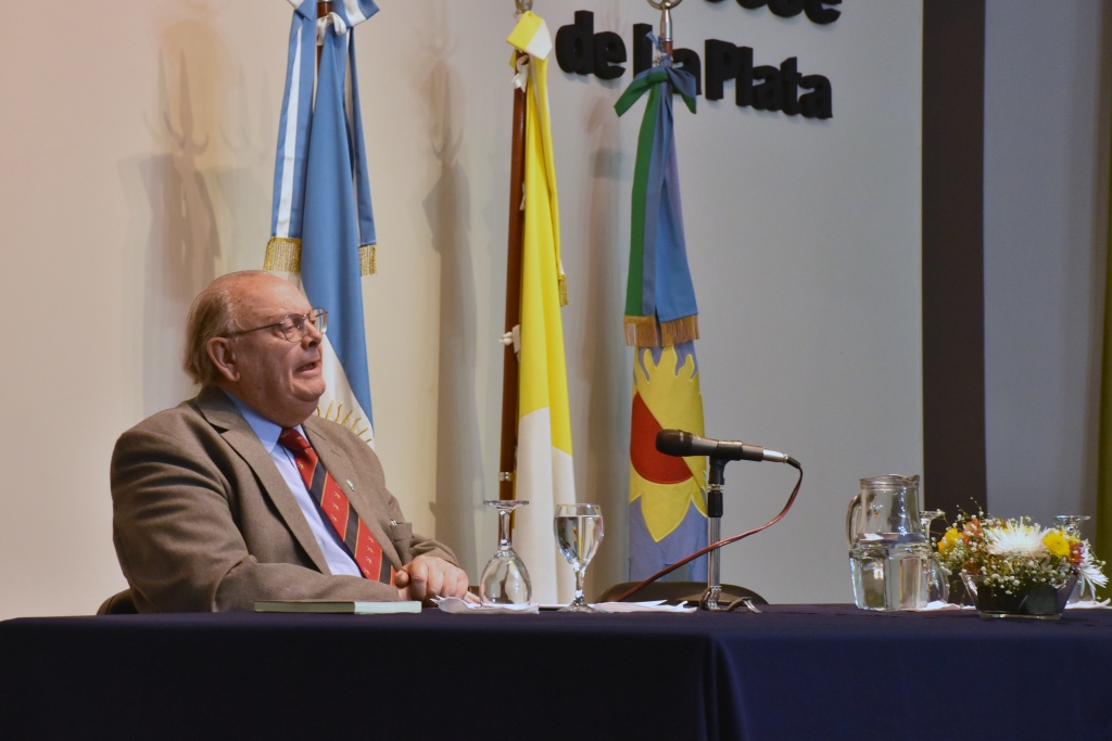 Congreso “Proyecciones disciplinares del Humanismo”