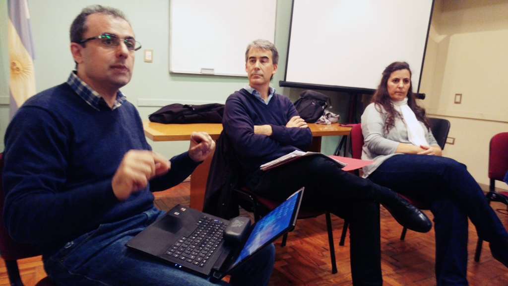 La Facultad de Humanidades en el Conversatorio del Colegio de Psicólogos