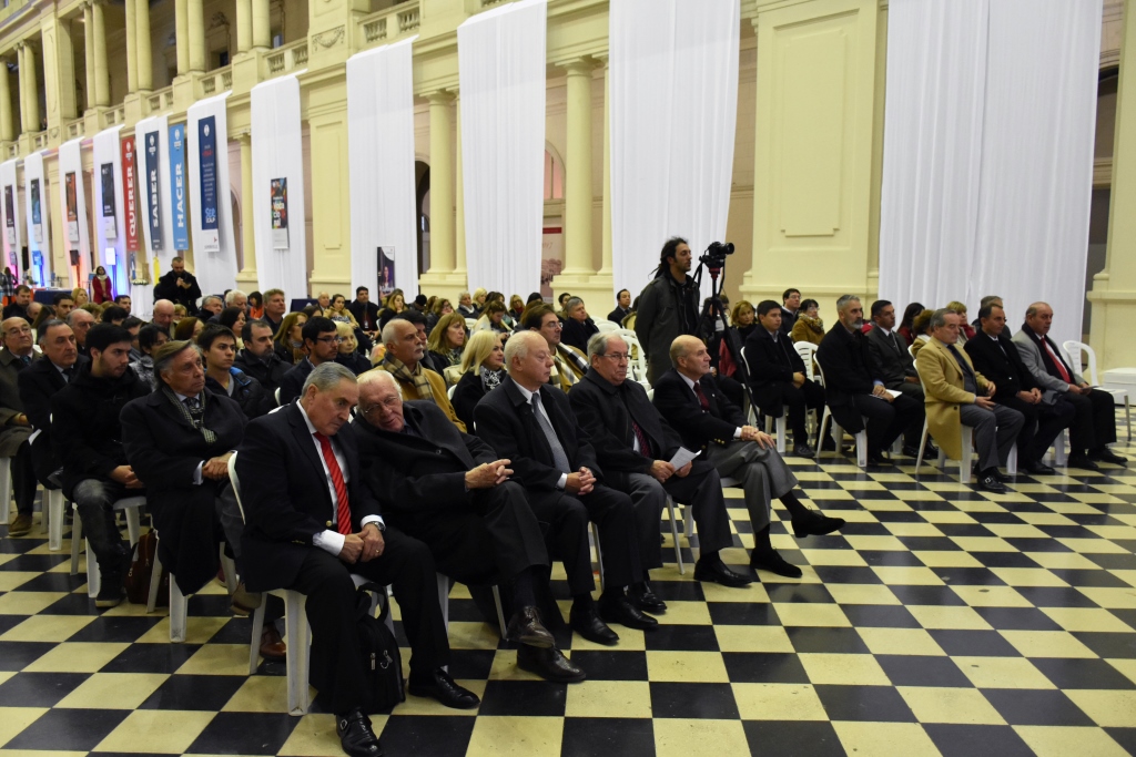 Con la conferencia del Dr. Abel Albino finalizó la Expo UCALP