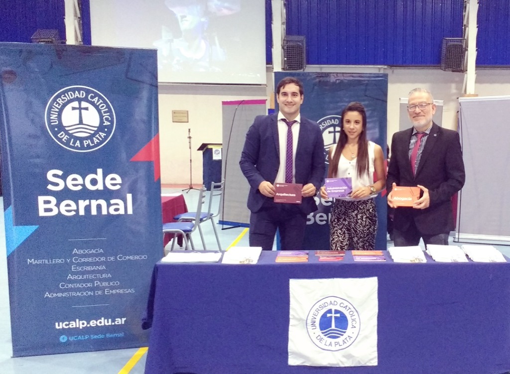 La Sede Bernal participó de ferias universitarias