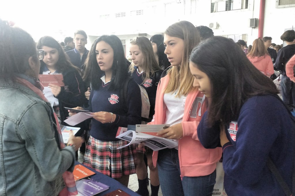 La Sede Bernal participó de ferias universitarias