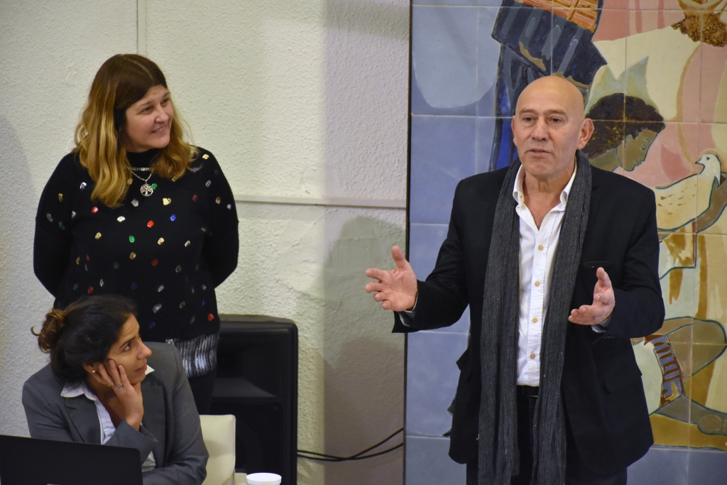 Emotivo homenaje al Profesor Hugo Gariglio