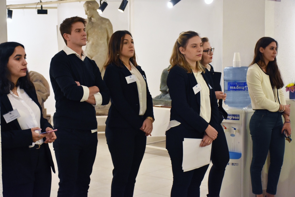 Emotivo homenaje al Profesor Hugo Gariglio