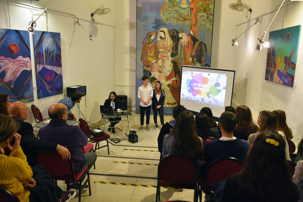 Emotivo homenaje al Profesor Hugo Gariglio