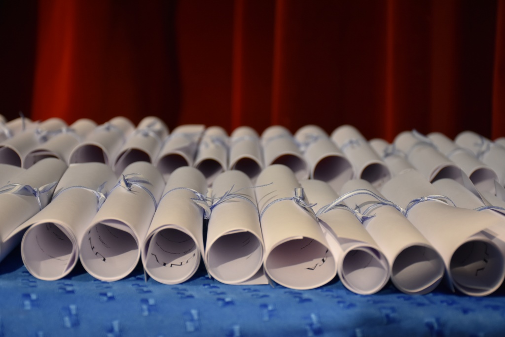 Entrega de diplomas en la Facultad de Ciencias de la Salud