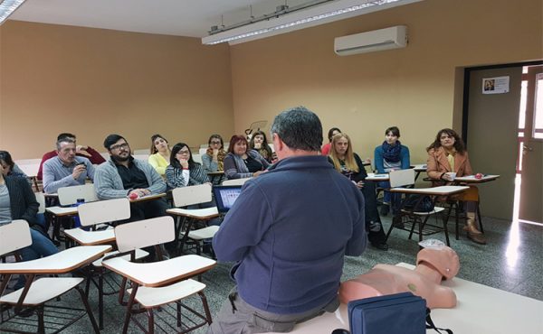 UCALP: Capacitación en RCP y edificios cardioprotegidos