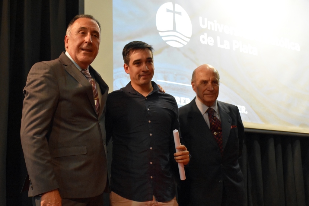 Acto de colación de la Facultad de Ciencias Económicas y Sociales