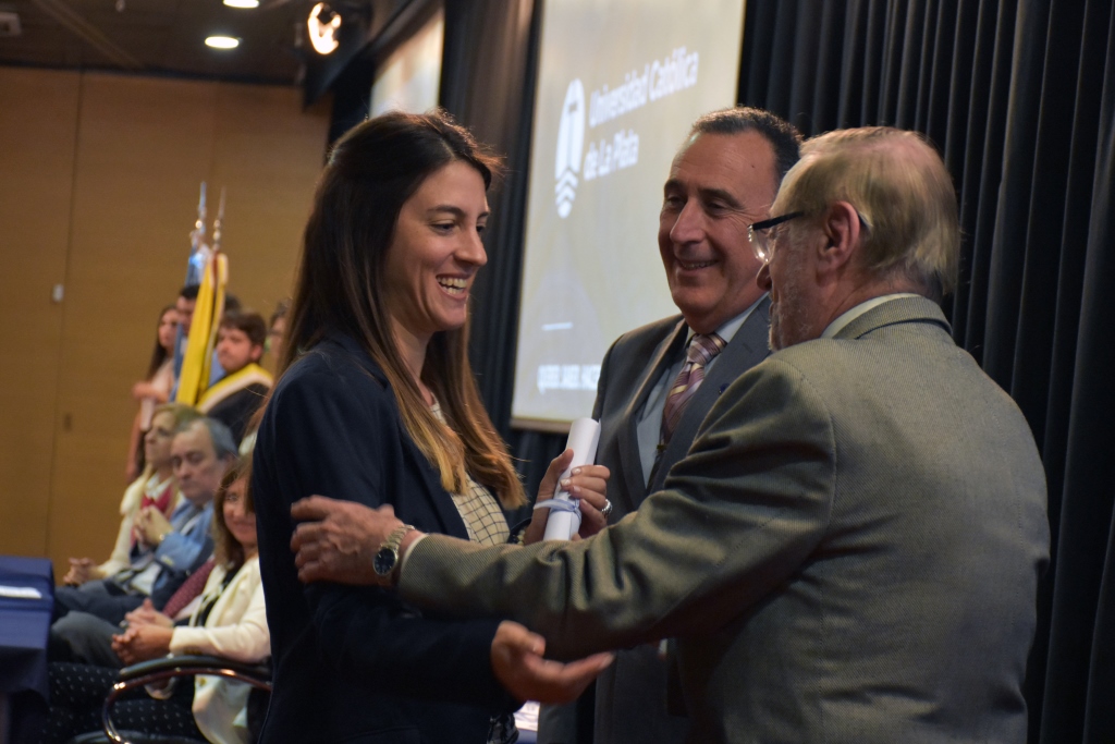 Acto de colación de la Facultad de Ciencias Económicas y Sociales