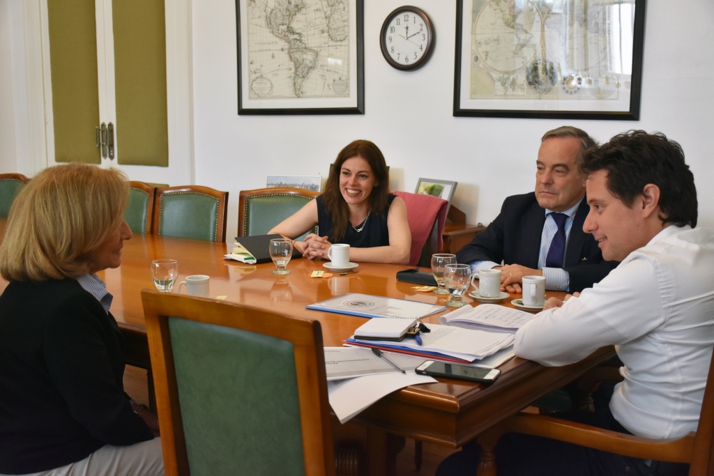 Encuentro entre el Ministro de Educación bonaerense y la UCALP