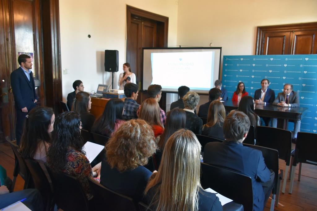 Alumnos de la UCALP realizarán prácticas en la Municipalidad de La Plata