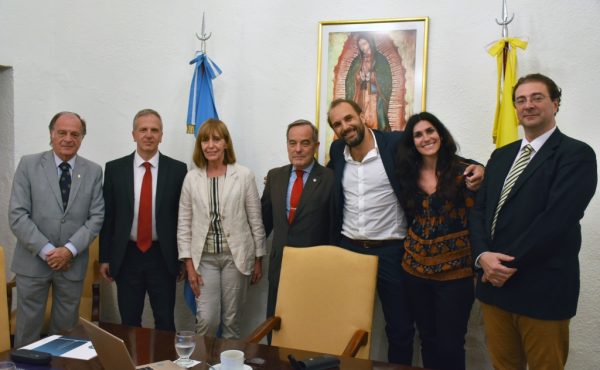 Convenio con fines benéficos y culturales