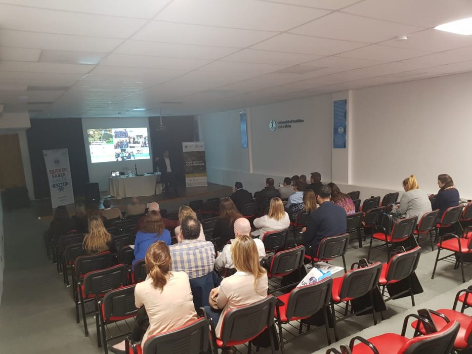 Programa de actualización profesional de la Facultad de Odontología