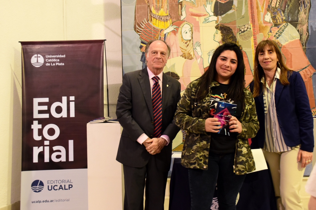 Se entregaron los premios del Certamen de Microrrelatos de Editorial UCALP