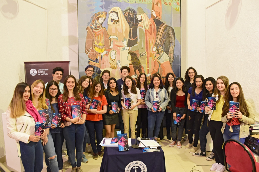 Se entregaron los premios del Certamen de Microrrelatos de Editorial UCALP