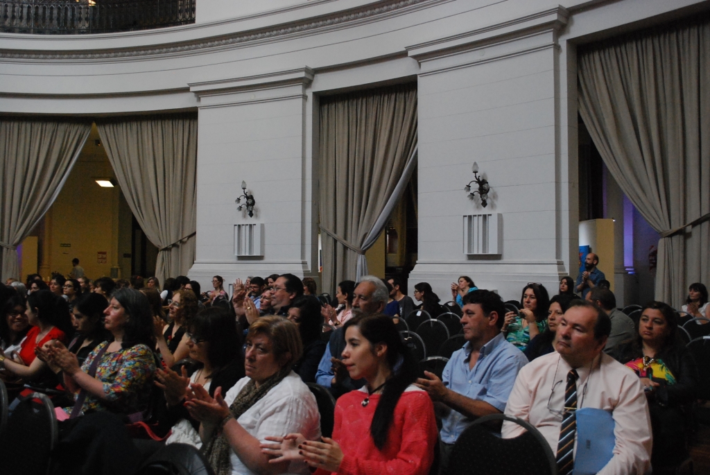 Bibliotecarios de la UCALP participaron en la Jornada Institucional del ISFDyT 8