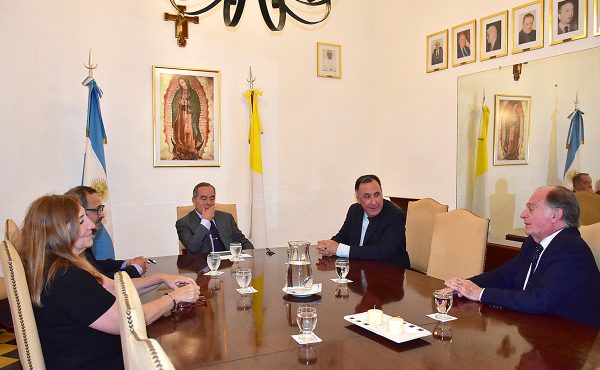 Convenio entre la UCALP y el Rotary Club