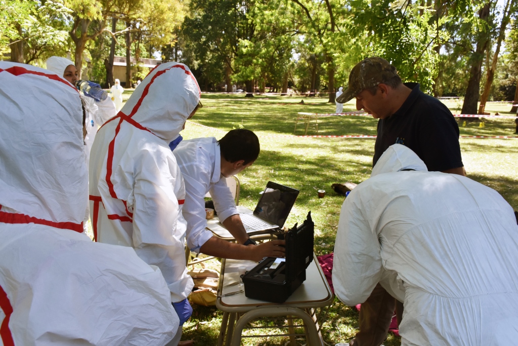 La Lic. en Criminalística realizó prácticas en el Campo de Deportes