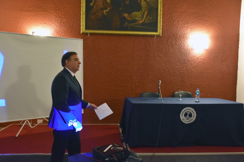 VII Ciclo de Conferencias de Comunicación y Relaciones Públicas