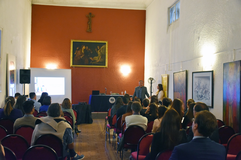 VII Ciclo de Conferencias de Comunicación y Relaciones Públicas