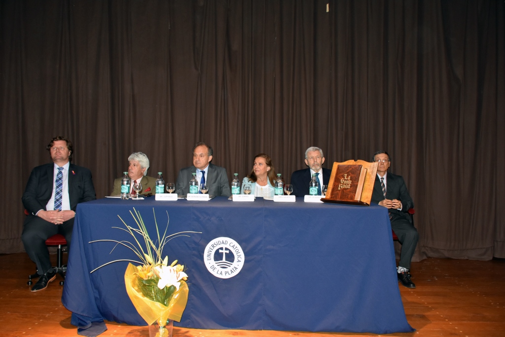 Acto de colación de grado de la Facultad de Derecho y Ciencias Políticas