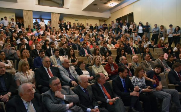 Acto de colación de la Facultad de Derecho y Ciencias Políticas