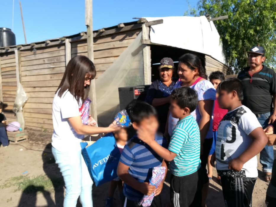Colecta de juguetes en la Facultad de Ciencias Económicas y Sociales