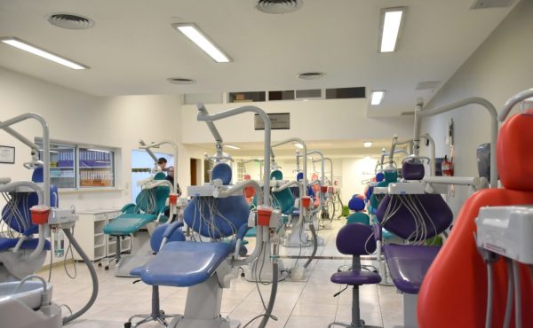 Puesta en valor del área clínica de la Facultad de Odontología