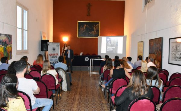 Diplomatura en Comunicación Estratégica