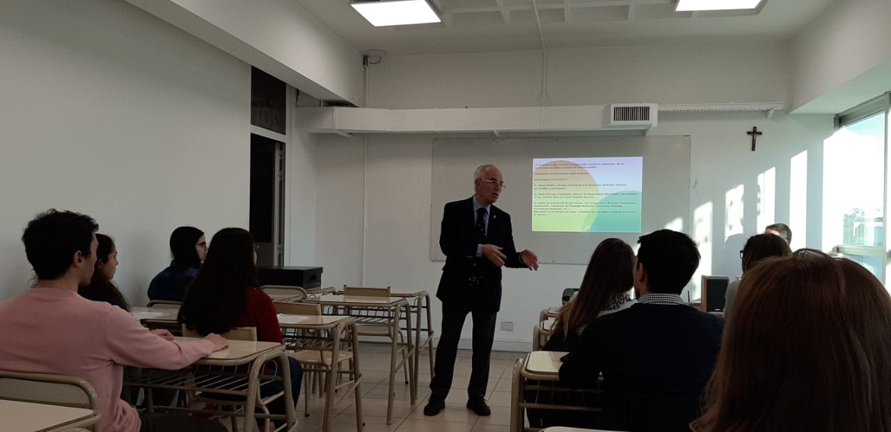 Charla sobre Economía Social con otros valores