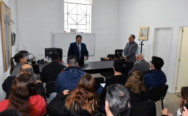 Comenzó el curso Metodología de la Investigación