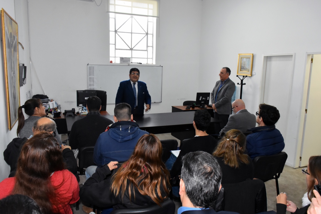 Comenzó el curso Metodología de la Investigación