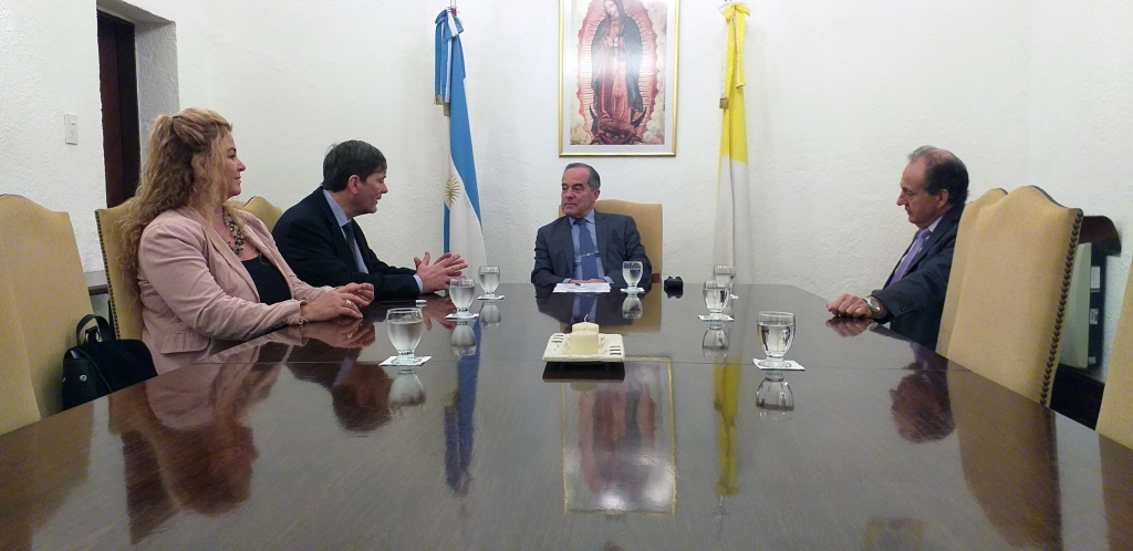 Convenio con el Colegio de Abogados de Morón