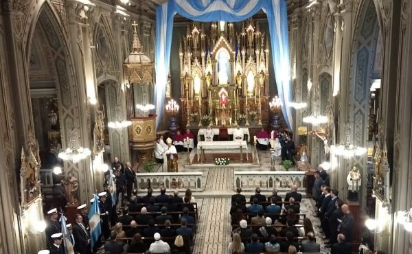 Monseñor Víctor Manuel Fernández presidió el tedeum del 25 de Mayo