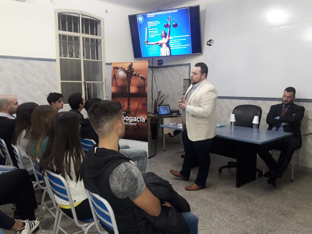 Conferencia en la Sede San Martín