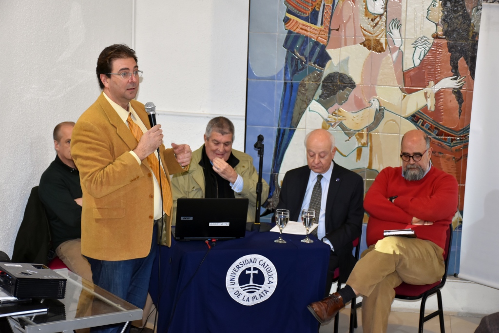 Conferencia sobre el Racionalismo en La Plata