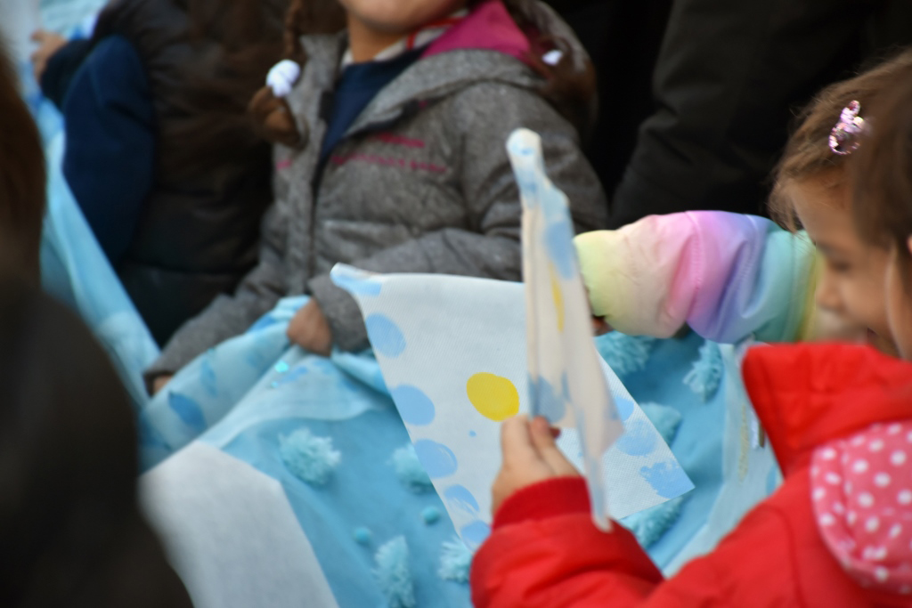 Los chicos del Jardín Estrada homenajearon a la Bandera Argentina