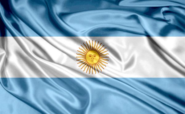 ¿Por qué nuestra bandera es celeste y blanca?