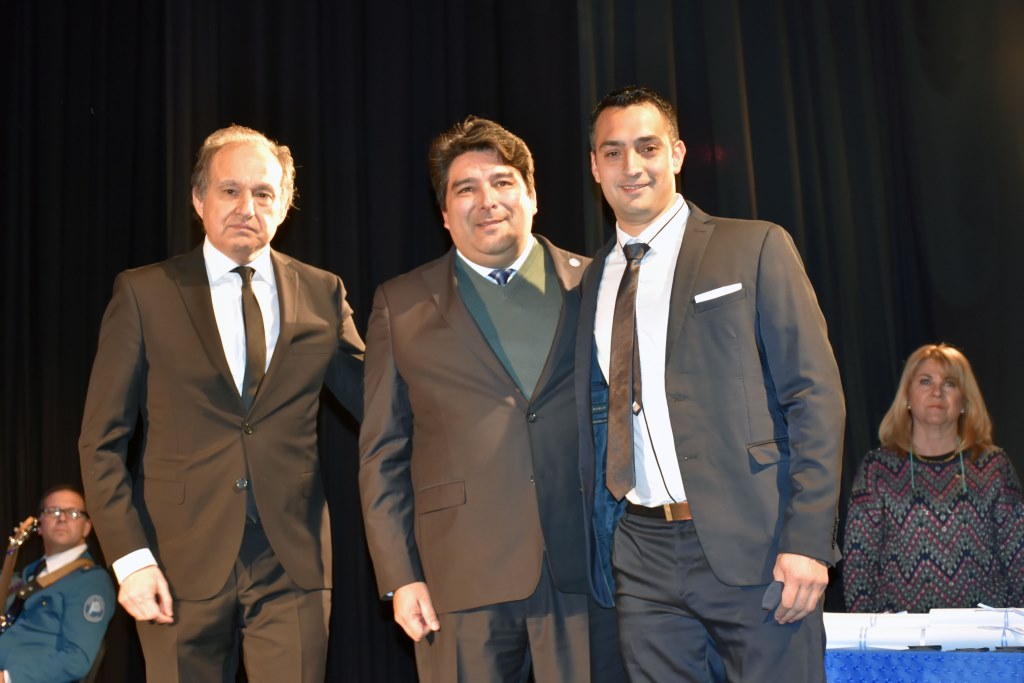Entrega de diplomas en la Facultad de Derecho y Ciencias Políticas 
