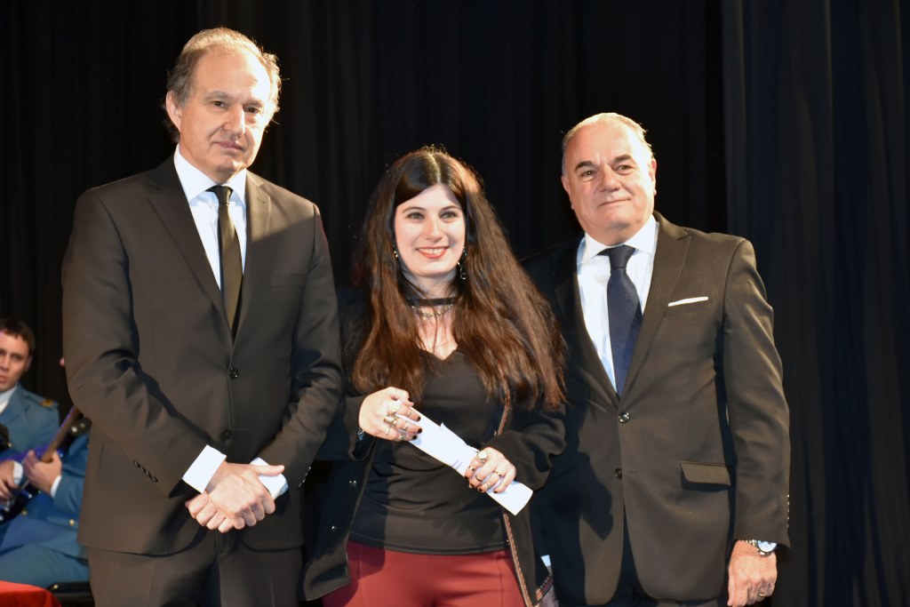 Entrega de diplomas en la Facultad de Derecho y Ciencias Políticas 