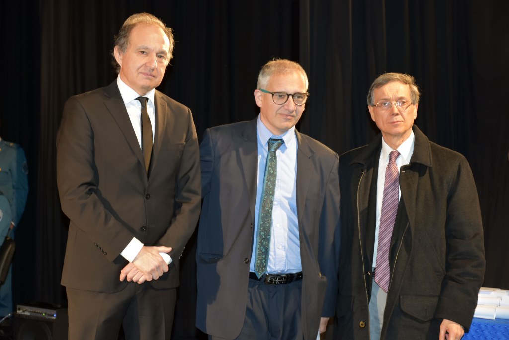 Entrega de diplomas en la Facultad de Derecho y Ciencias Políticas 