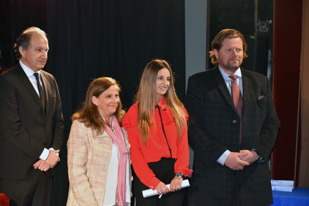 Entrega de diplomas en la Facultad de Derecho y Ciencias Políticas 