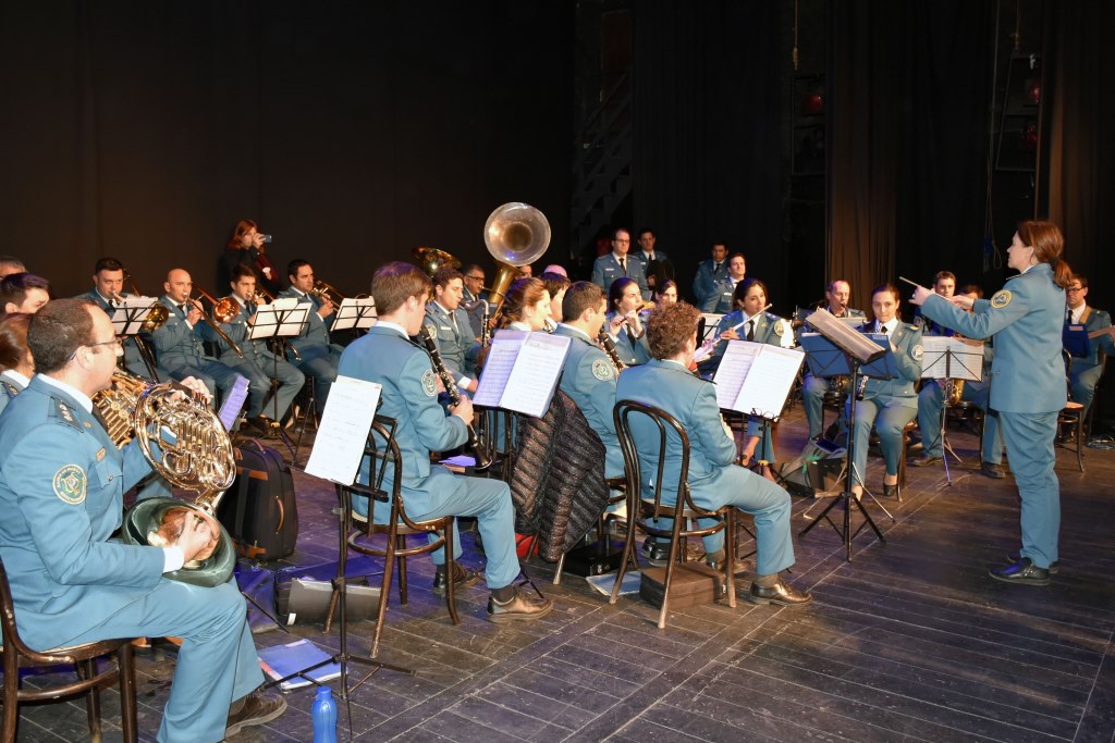 Entrega de diplomas en la Facultad de Derecho y Ciencias Políticas 