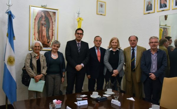 Encuentro con el Cónsul italiano y autoridades de la Dante Alighieri