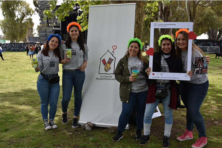 Alumnas y su experiencia en la Casa de Ronald McDonald